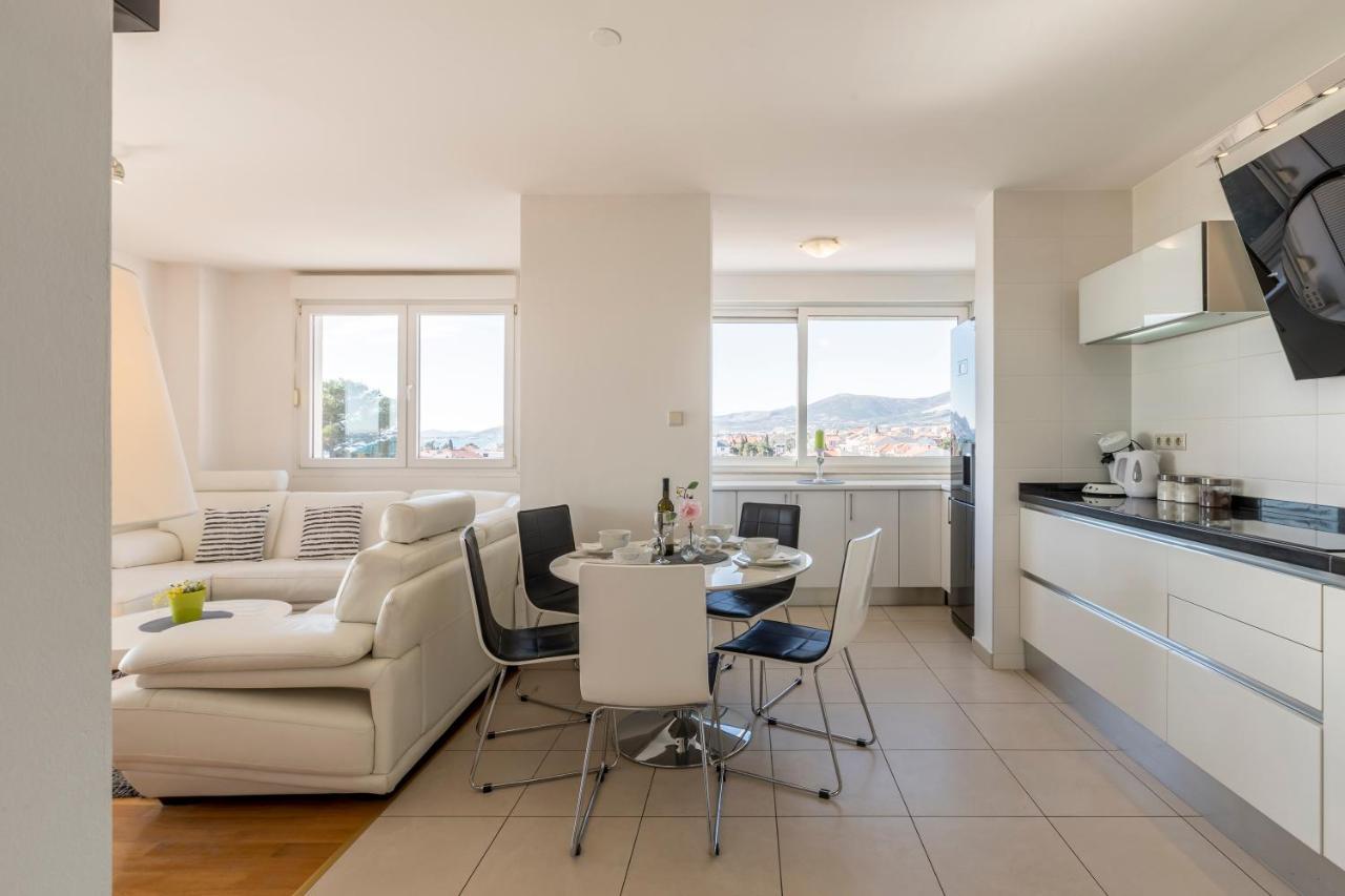 Apartment The View Kastela Bagian luar foto