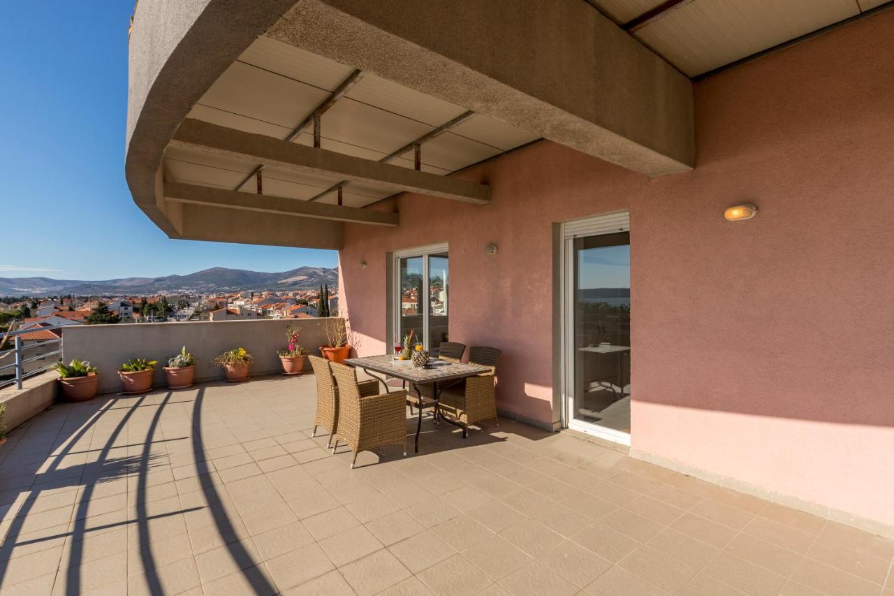 Apartment The View Kastela Bagian luar foto
