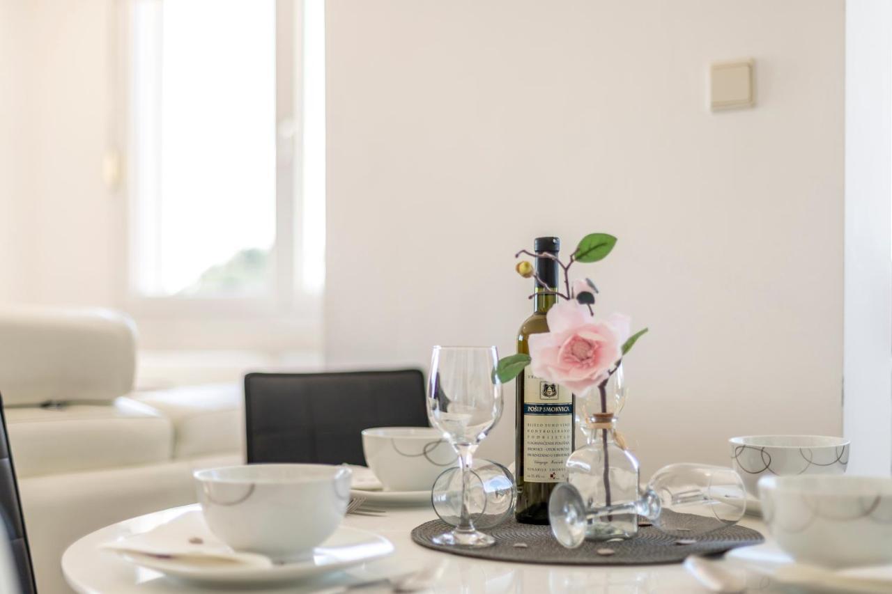Apartment The View Kastela Bagian luar foto